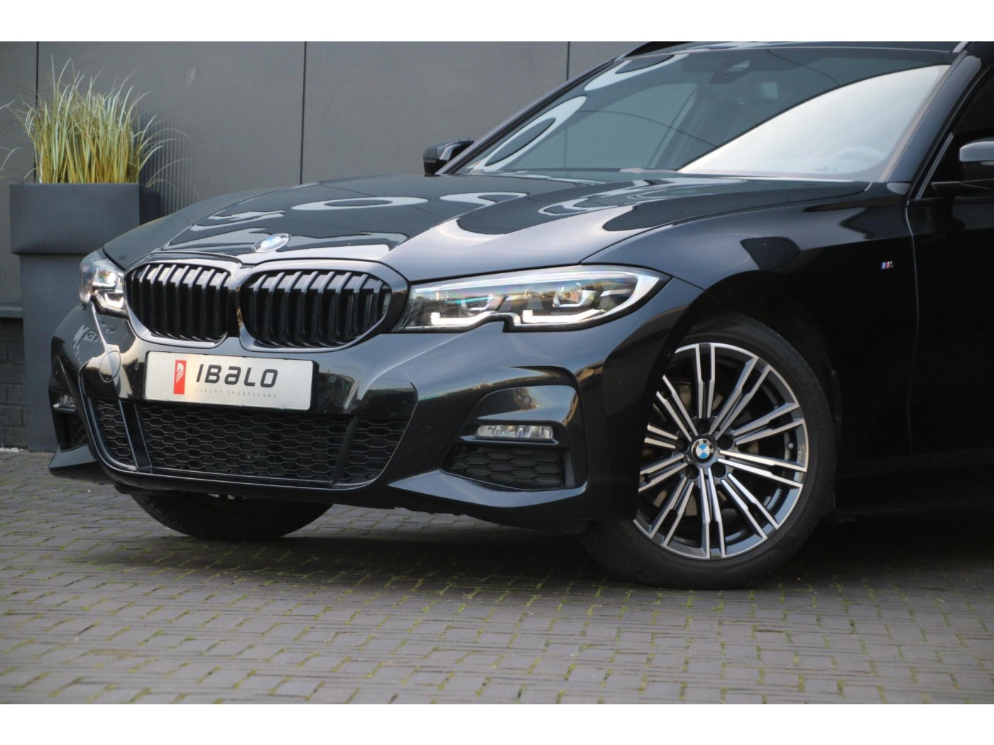 BMW 3-serie Touring 320i M-Sport | Panoramadak | HIFI | BTW-auto | — foto 31 van 39