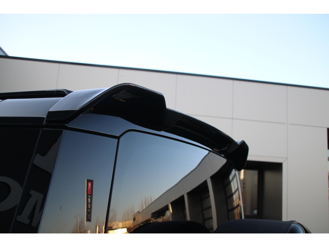 Land Rover Defender 110 D250 MHEV SE | Grijs kenteken | Geen BPM | — foto 14 van 53