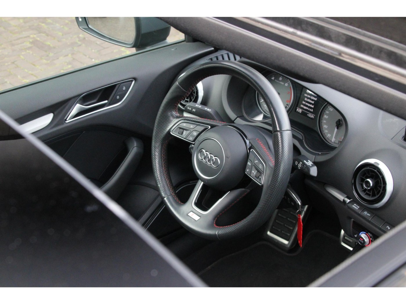 Audi S3 Sportback Quattro Pro Line Plus | B&O | Pano | Origineel | — foto 6 van 35