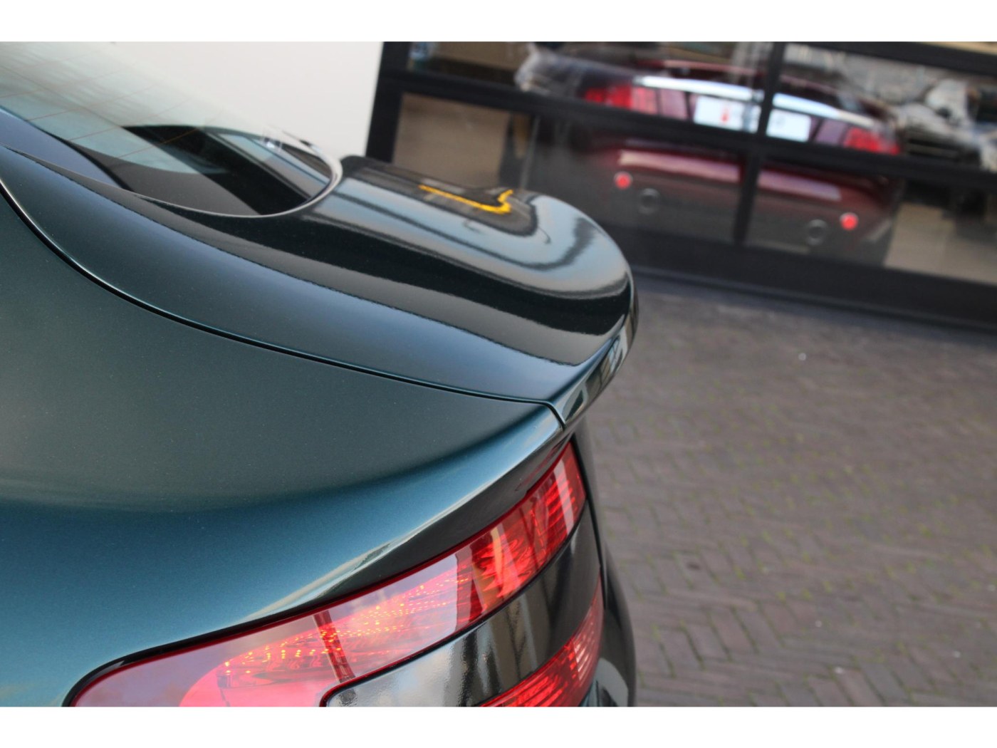 Aston Martin V8 Vantage | Handbak 6 | Green Black | BTW-auto | — foto 33 van 42