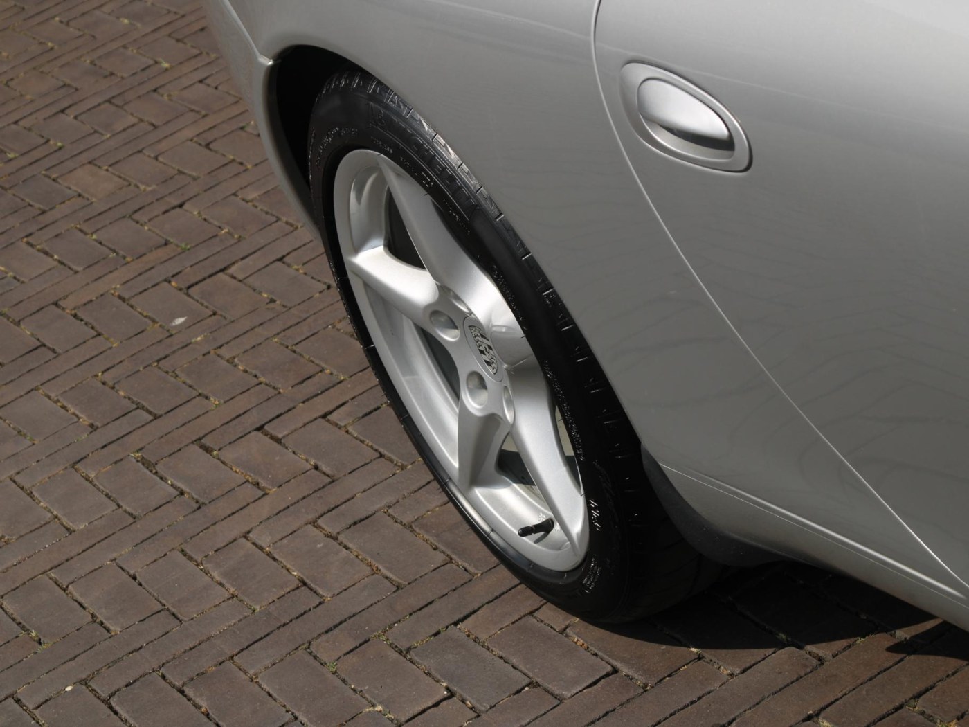 Porsche 911 3.4 Coupé Carrera — foto 19 van 42