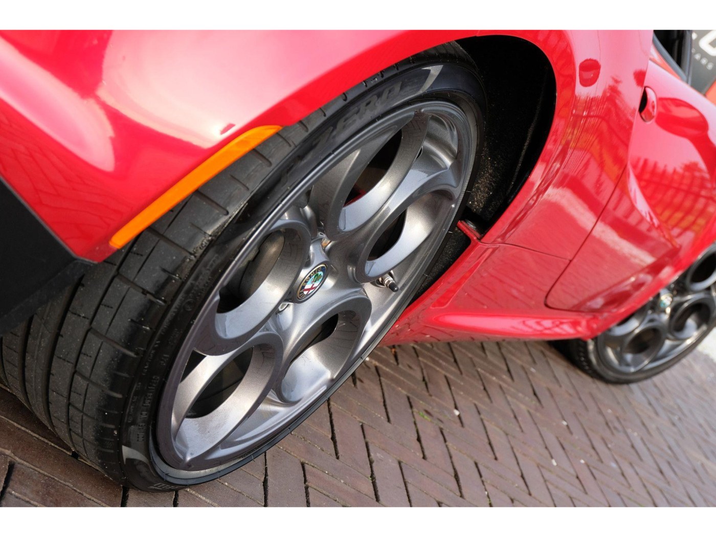 Alfa Romeo 4C Spider 1750TBI TCT - 240pk - Rosso Competizione - — foto 26 van 40