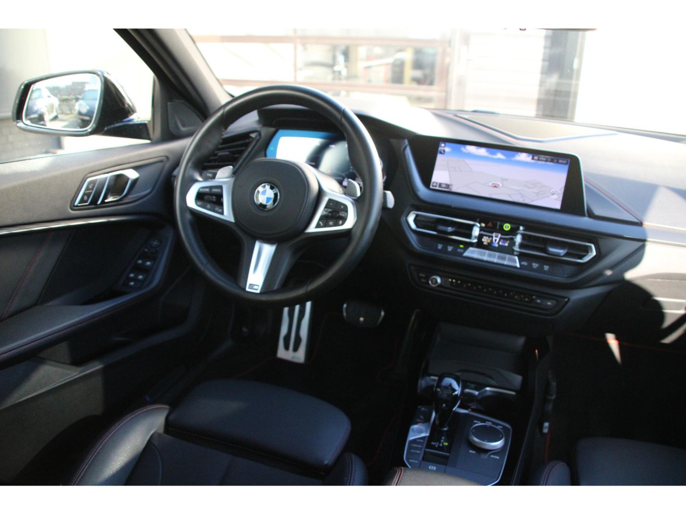 BMW 1-serie 128ti Executive Edition — foto 3 van 39
