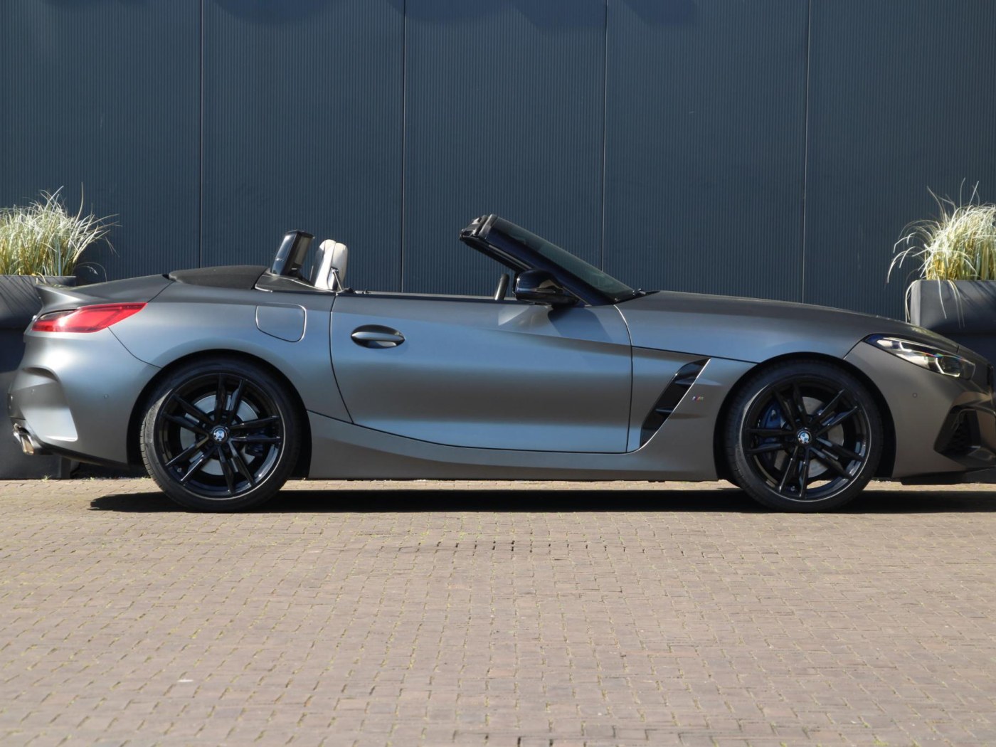 BMW Z4 Roadster M40i | Frozen Grey | Alle opties | — foto 30 van 48
