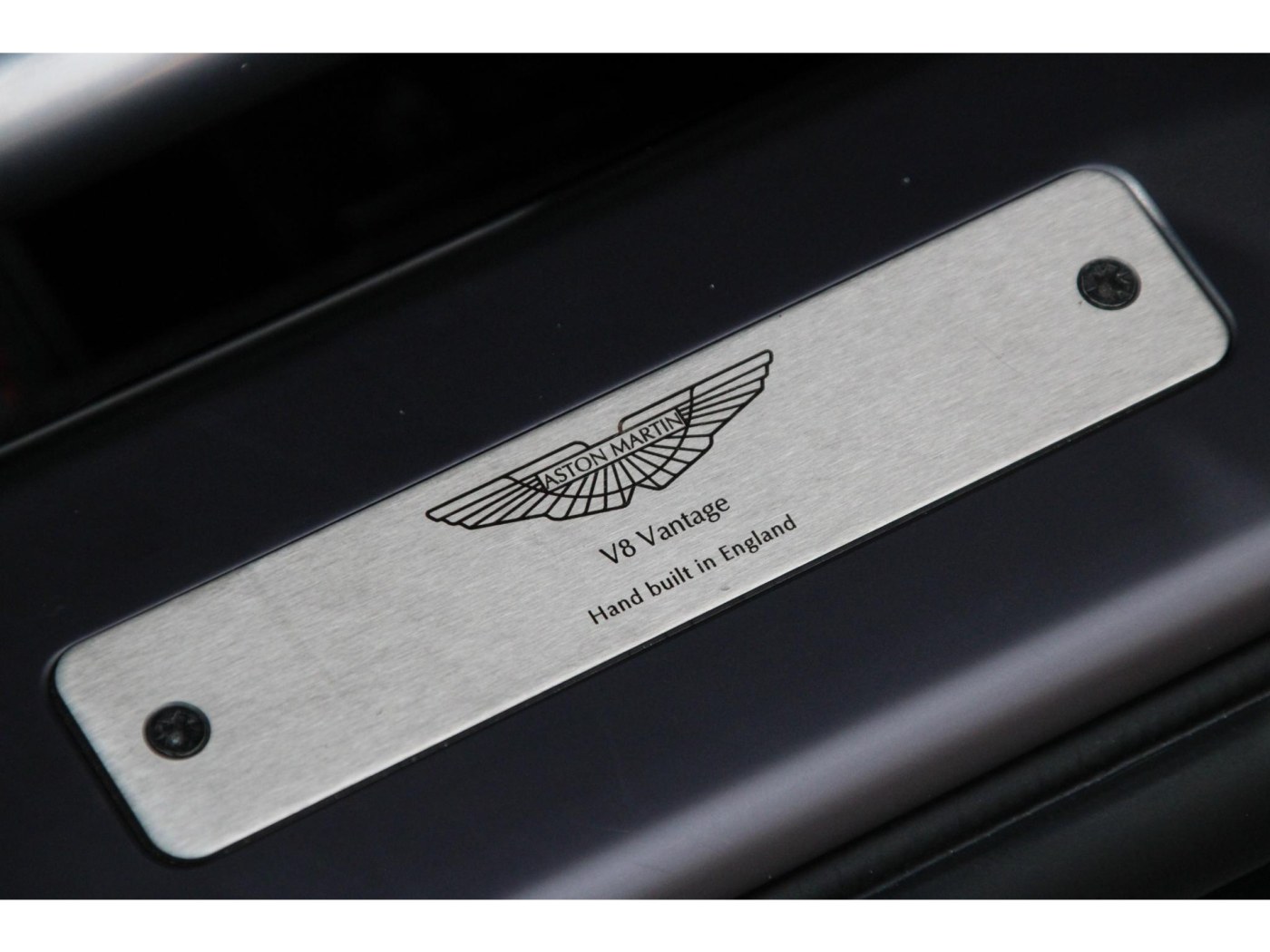 Aston Martin V8 Vantage | Handbak 6 | Youngtimer | BTW-auto | — foto 19 van 45
