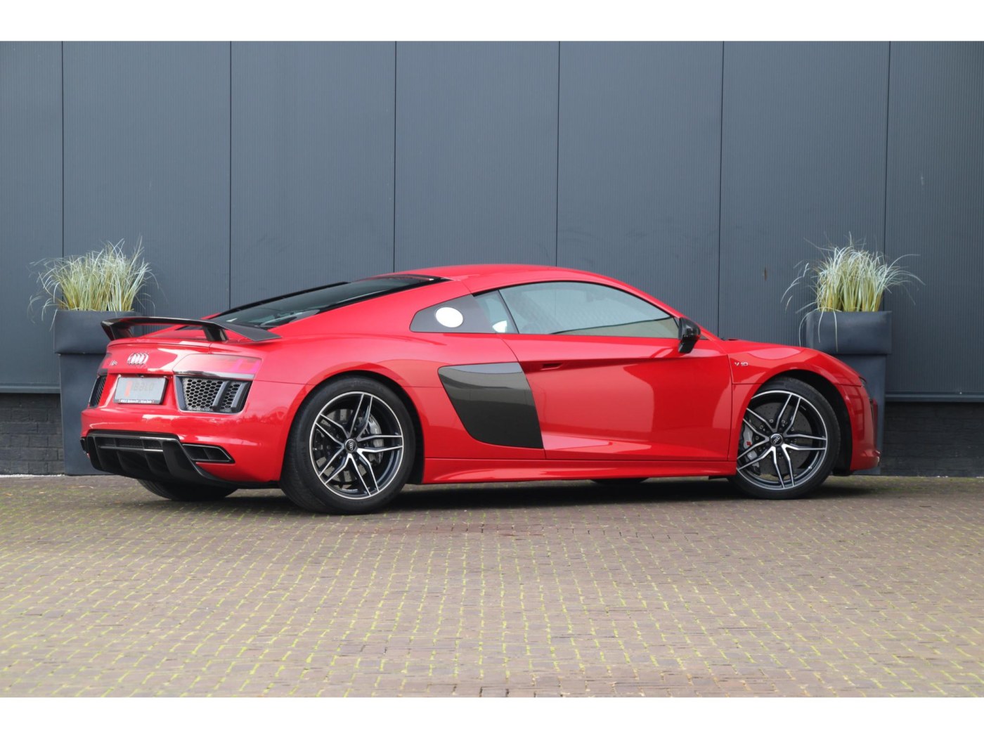 Audi R8 5.2 FSI quattro Plus | Dealer Onderh | B&O | Sportuitlaat | — foto 2 van 46