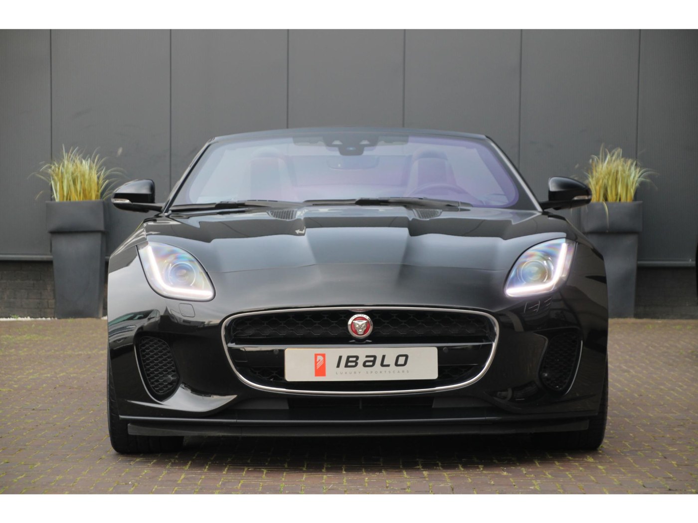 Jaguar F-Type P340 R-Dynamic | NL-auto | Drive pack | 20 inch | — foto 28 van 50