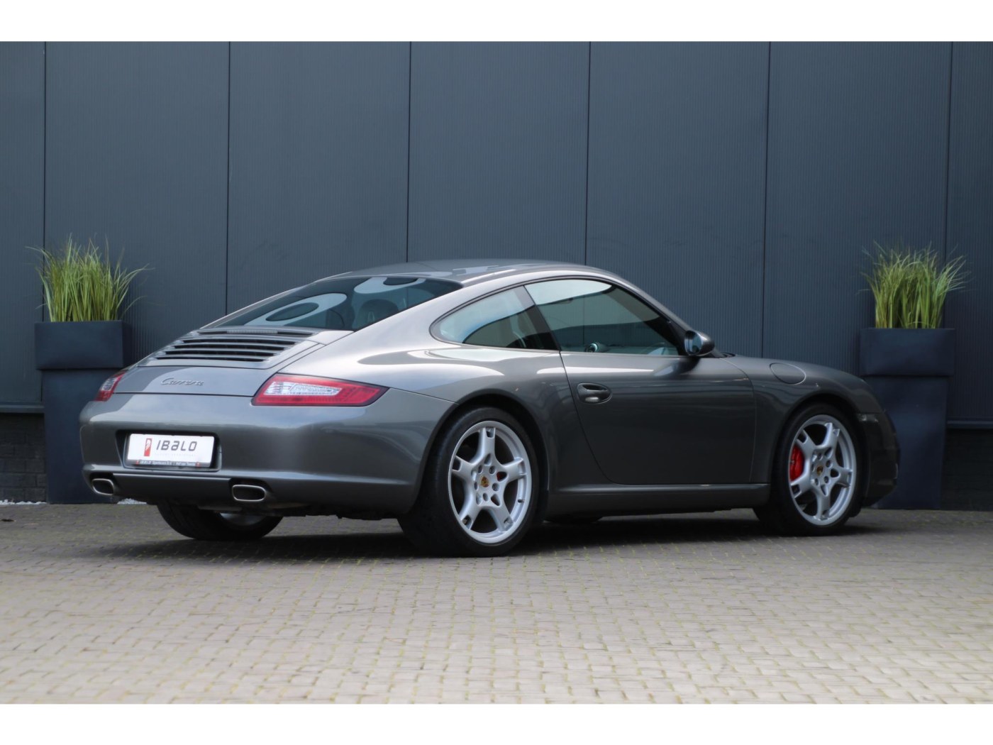Porsche 911 3.6 Carrera (997) 325pk | BTW-auto | Youngtimer | PCCM Plus | 19 inch | — foto 2 van 29