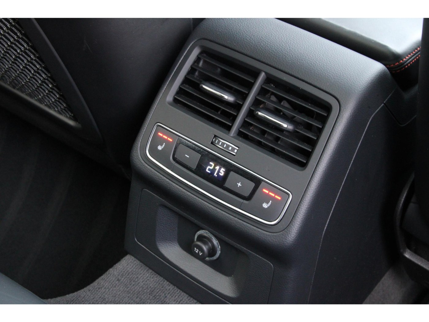 Audi RS4 Avant 2.9 TFSI quattro | Keramisch | HUD | B&O | Carbon | — foto 55 van 67