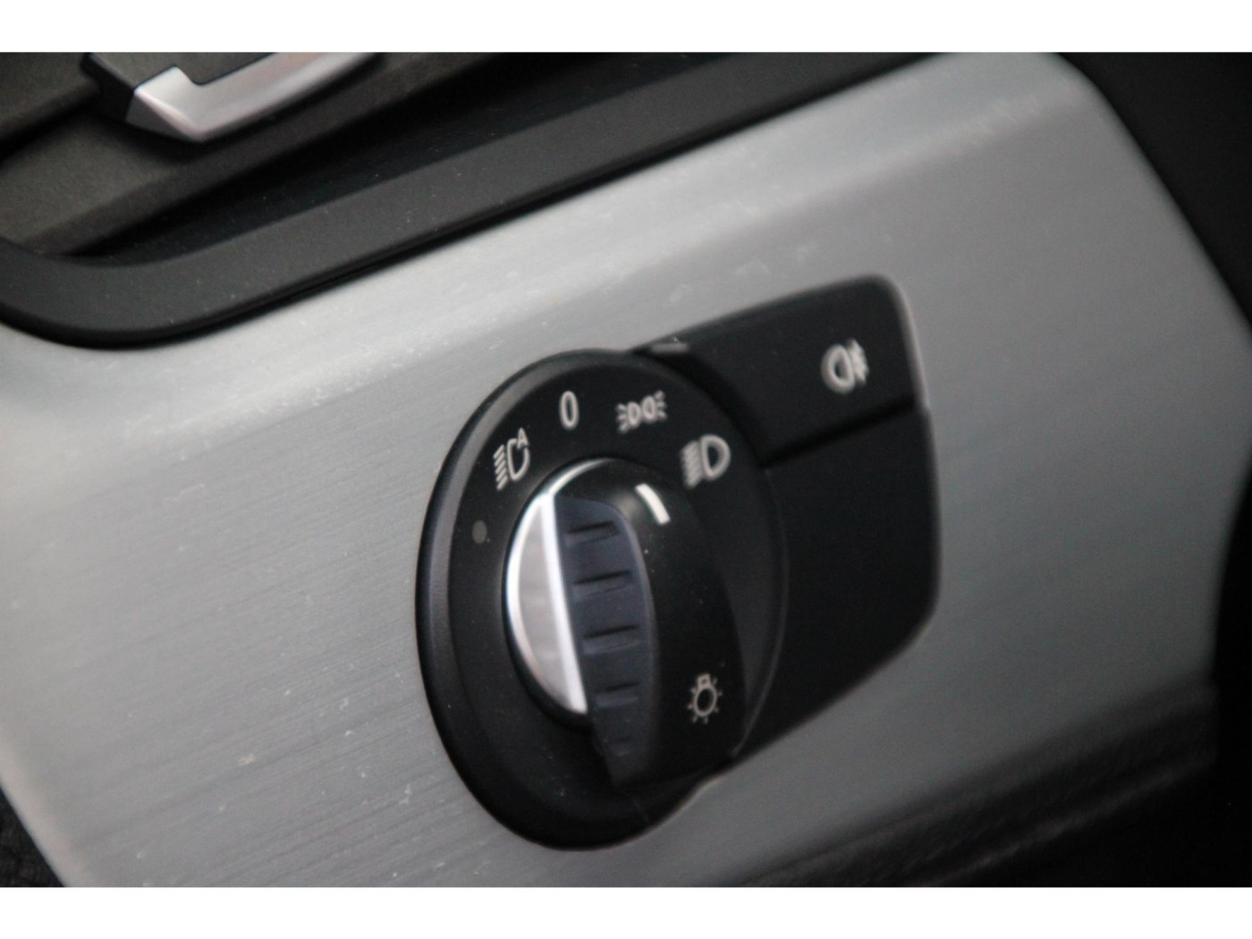 BMW Z4 Roadster sDrive23i | 6-cilinder 204pk | Youngtimer | Zeer luxe | — foto 30 van 35