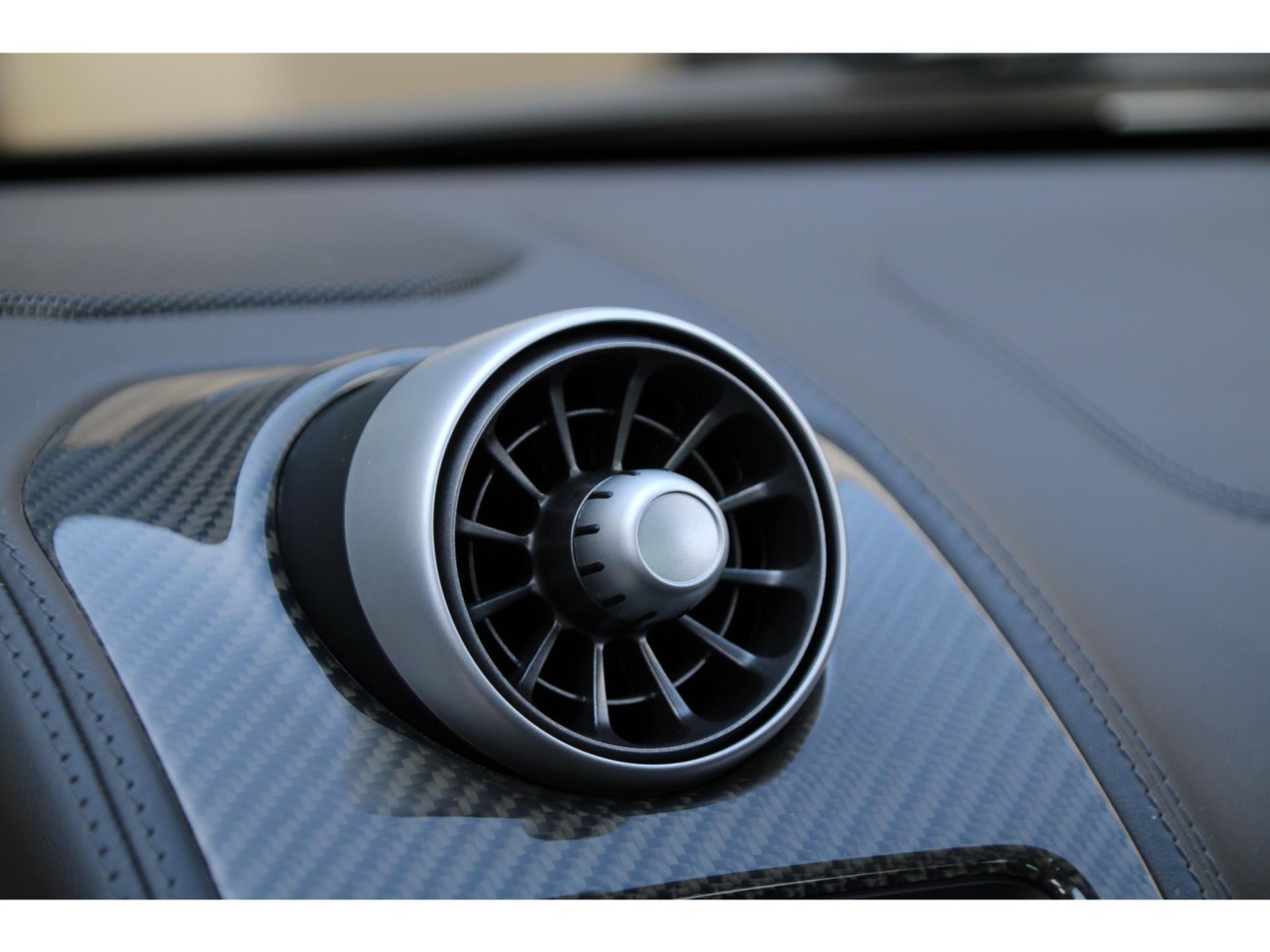 McLaren MP4-12C 3.8 | 600pk | V8 Biturbo | Airbrake | — foto 24 van 36