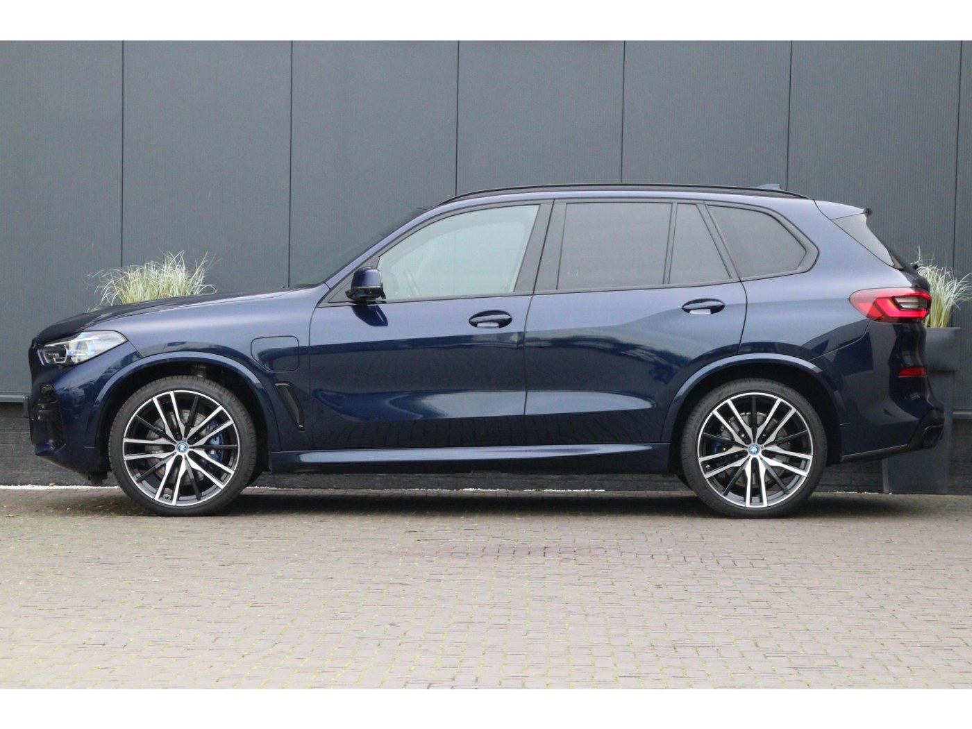 BMW X5 xDrive45e M-Sport Individual | Trekhaak | HK Audio | — foto 11 van 51
