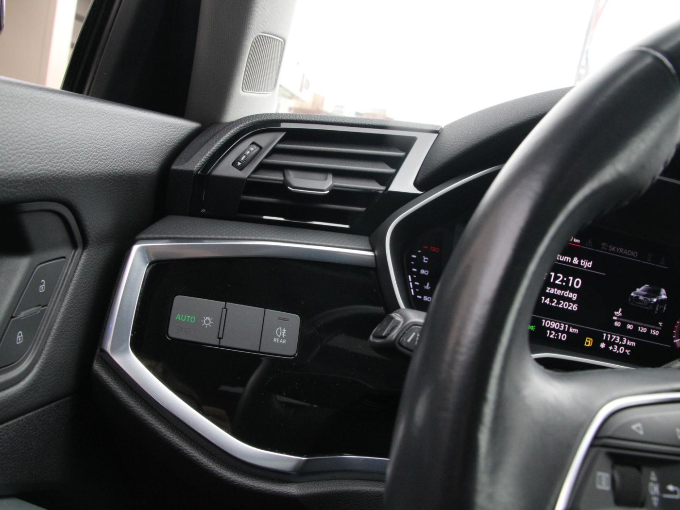 Audi Q3 35 TFSI Advanced Pro Line Plus | Pano | Leer | Carplay | — foto 37 van 41