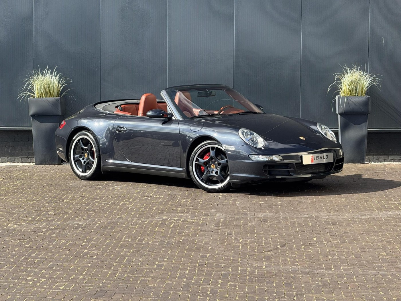 Porsche 911 Carrera 4S Cabrio | BTW | PCCM+ | Youngtimer | — foto 27 van 39