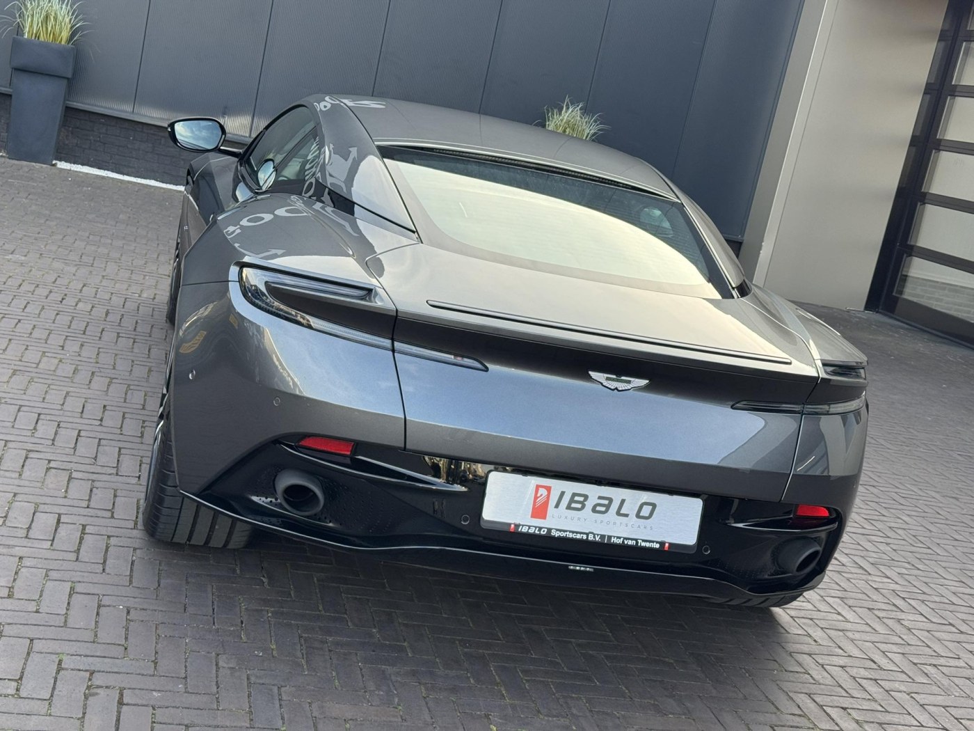 Aston Martin DB11 5.2 V12 | NL-auto | Dealer Onderh | PPF | — foto 20 van 49