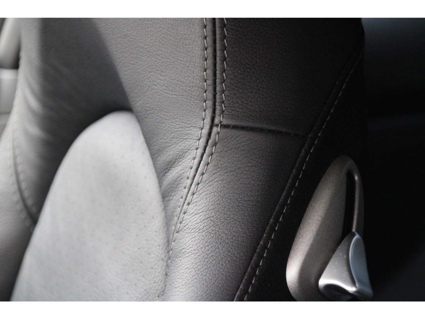 Porsche 911 3.6 Carrera (997) 325pk | BTW-auto | Youngtimer | PCCM Plus | — foto 19 van 53
