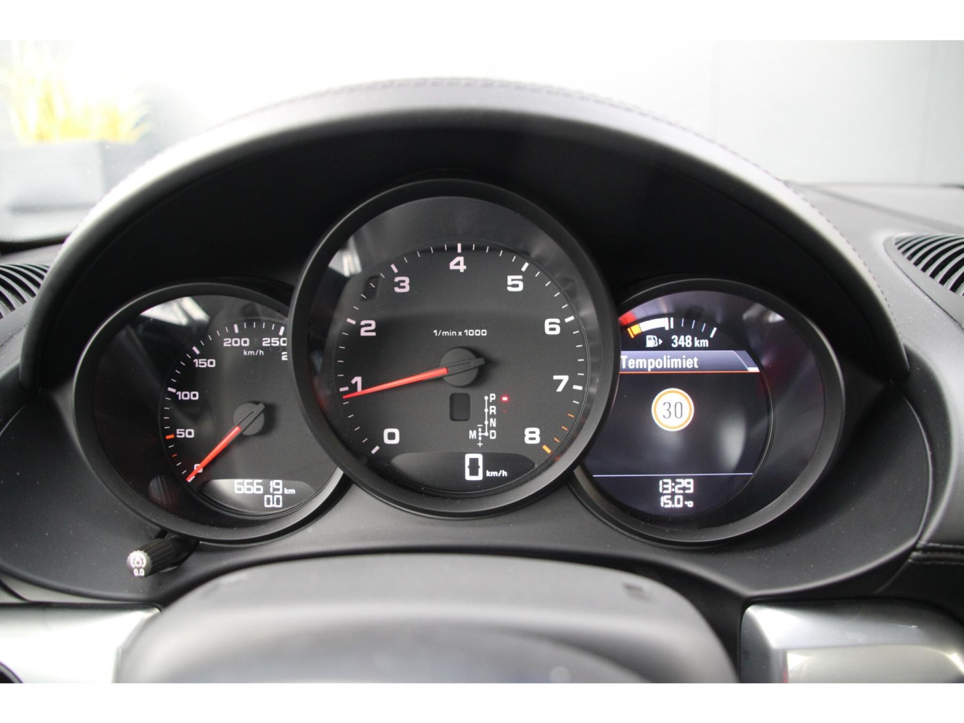 Porsche 718 Cayman 2.0 Porsche 718 Cayman | 300pk | Sportuitlaat | 1e eigenaar | — foto 24 van 31