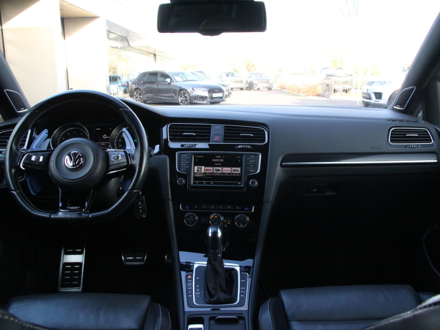 Volkswagen Golf 2.0 TSI R 4Motion | R512 Licht Blau | Dynaudio | — foto 3 van 35