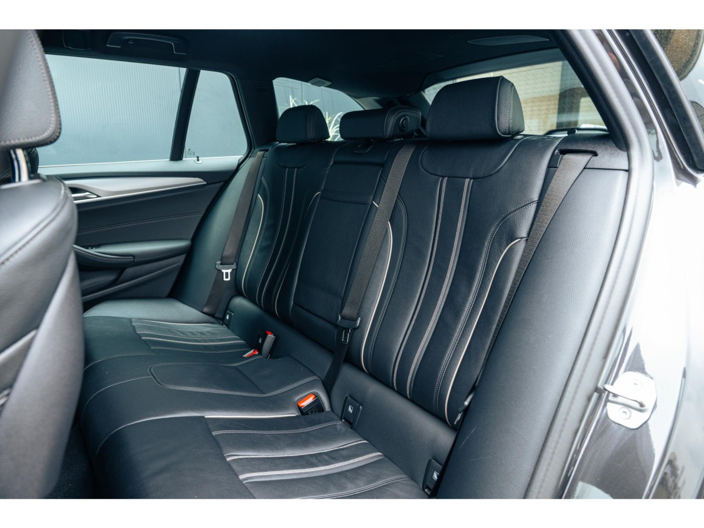 BMW 5-serie Touring 530e High Executive — foto 50 van 54