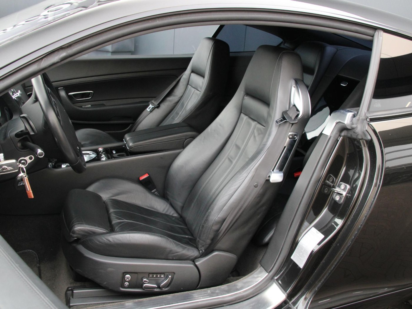 Bentley Continental GT 6.0 W12 — foto 5 van 52