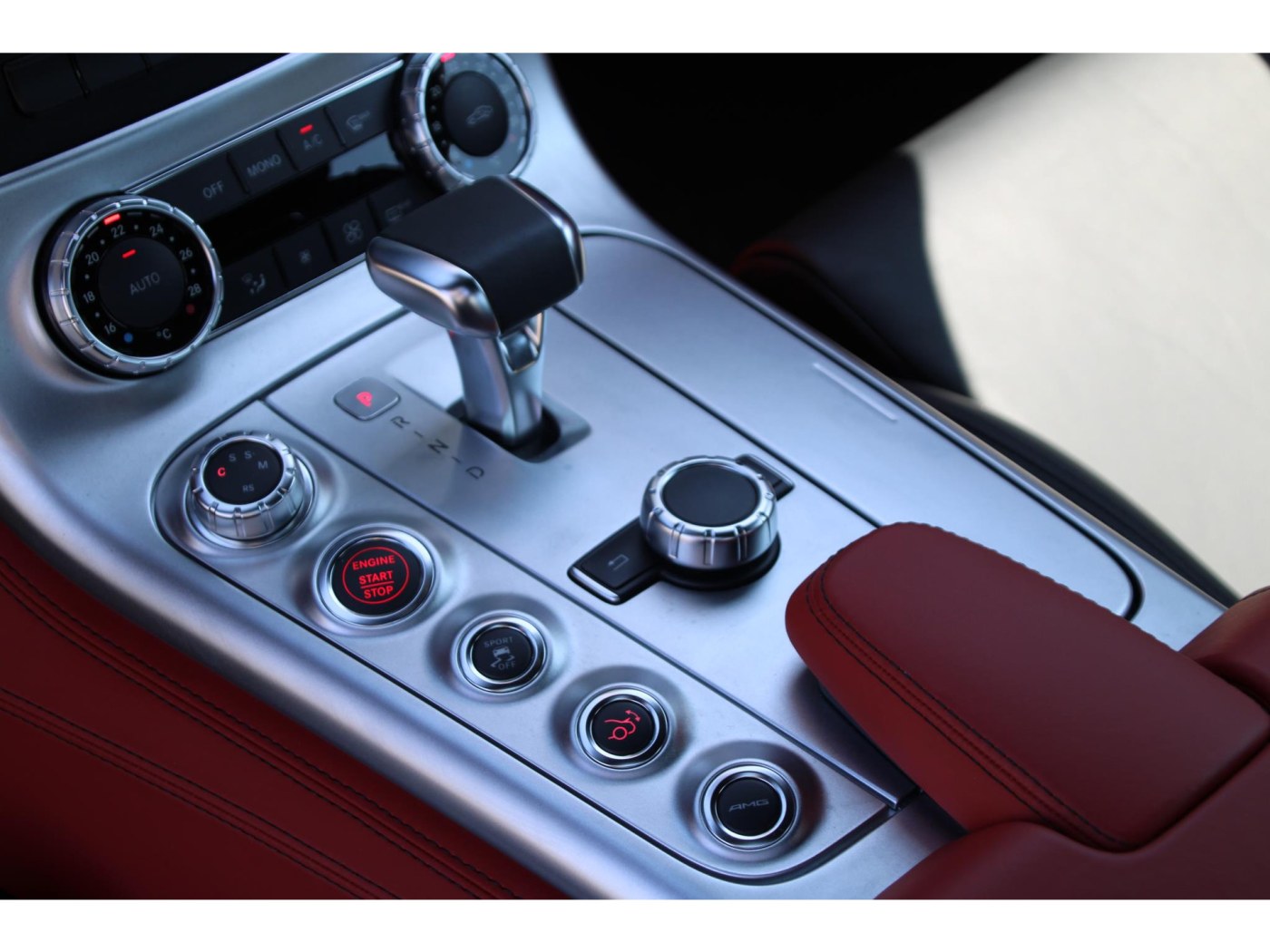 Mercedes-Benz SLS AMG Coupé | 571pk | Only 7.868km | AMG Seats | Alu Beam | — foto 45 van 56