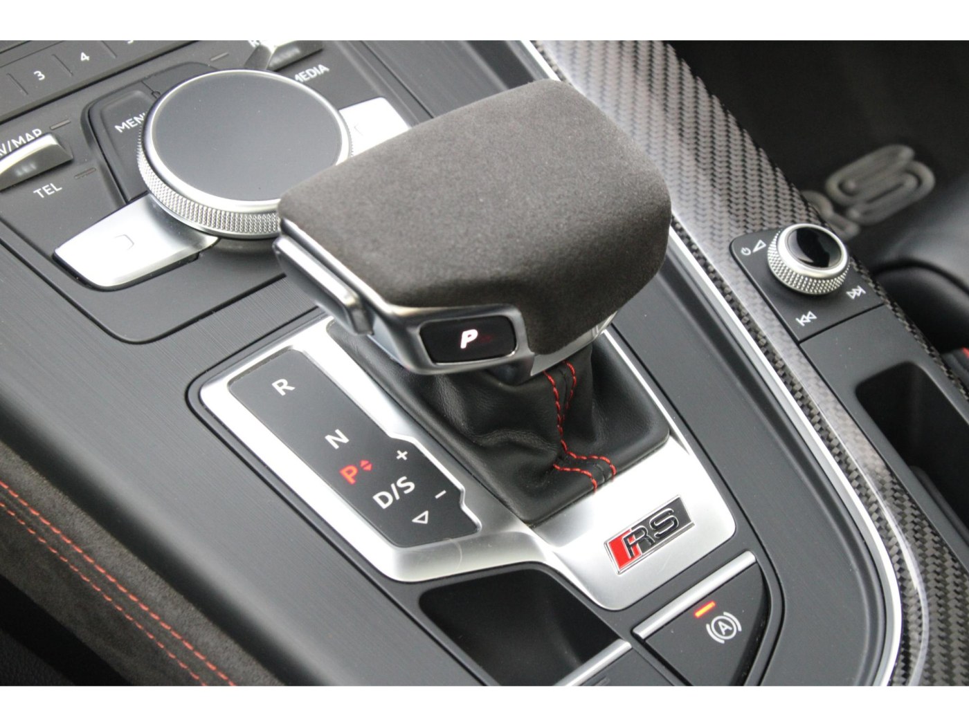 Audi RS4 Avant 2.9 TFSI quattro | Keramisch | HUD | B&O | Carbon | — foto 24 van 67