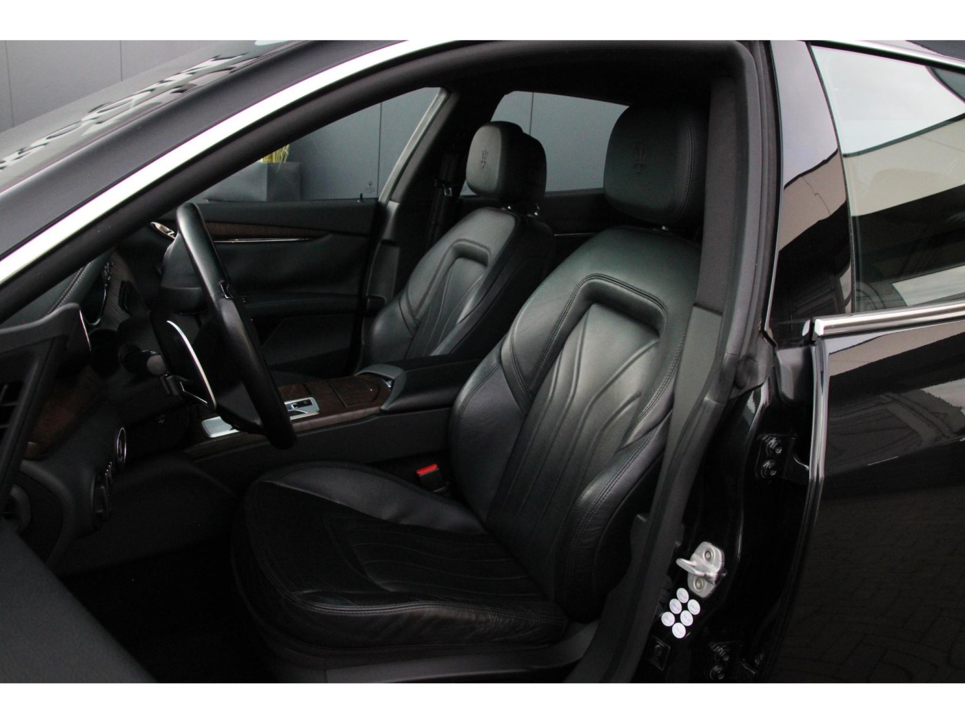 Maserati Quattroporte 3.8 V8 GTS | 530pk Ferrari-motor | Carplay | — foto 36 van 48