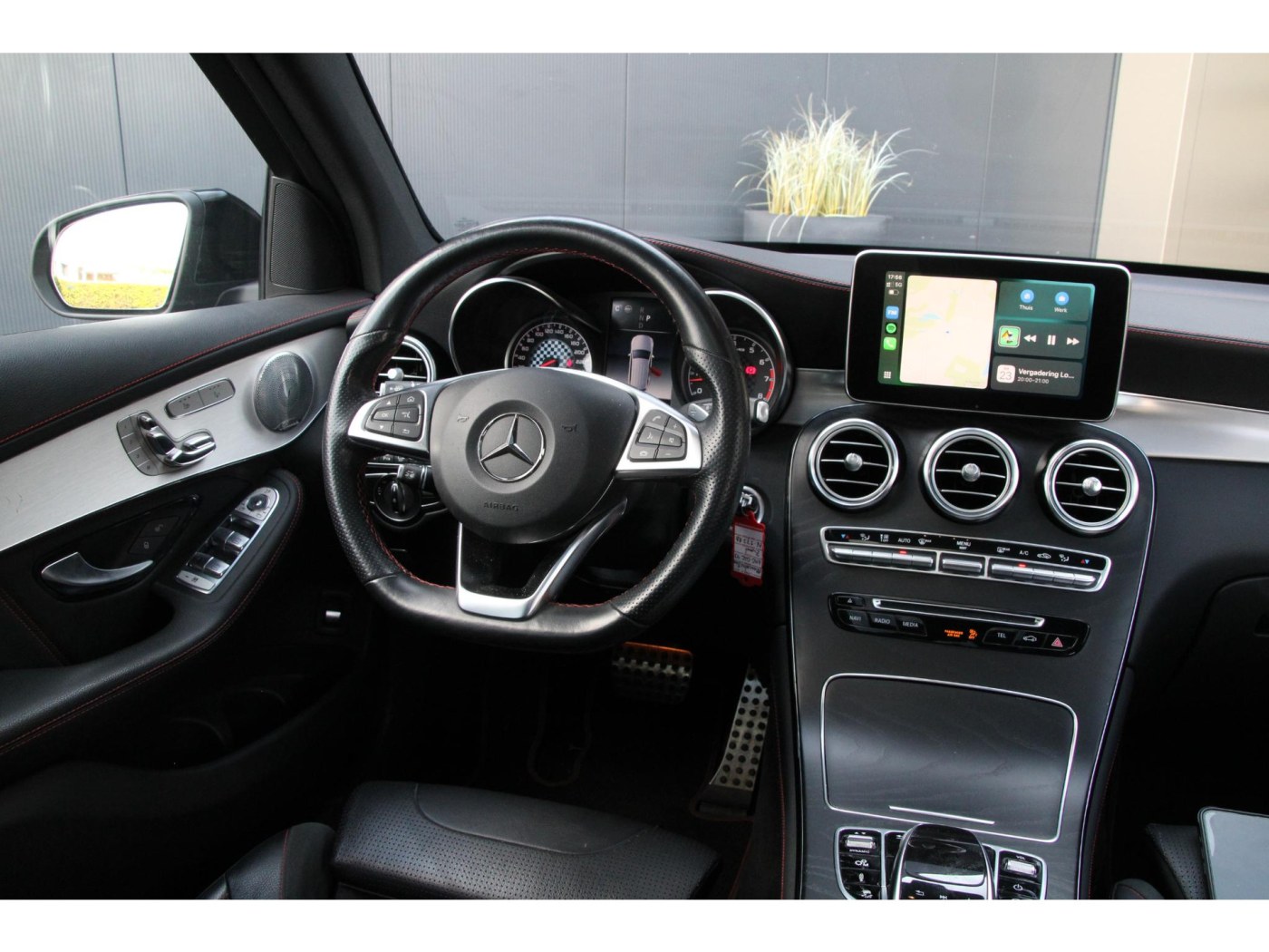 Mercedes-Benz GLC-klasse AMG 43 4MATIC | Burmester | Schuifdak | — foto 3 van 56