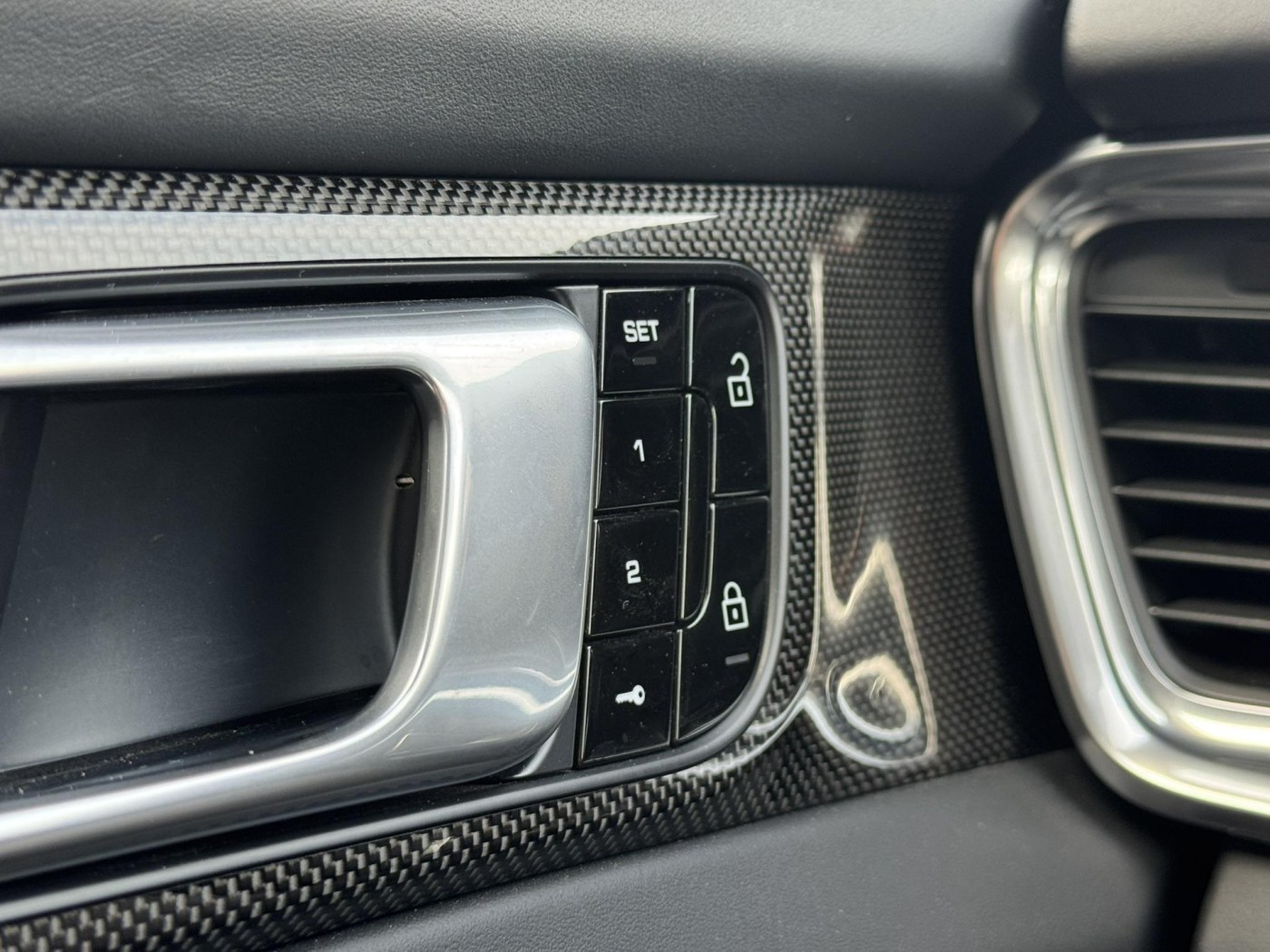 Porsche Panamera ST 4S E-Hybrid | PDCC | Achteras sturing | 560pk | — foto 34 van 59