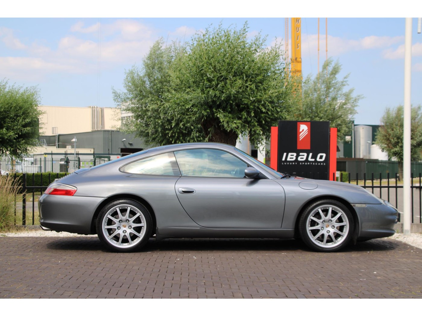 Porsche 911 3.6 Carrera (996) 320pk | Youngtimer | Volledige historie | GT3 velgen — foto 31 van 36