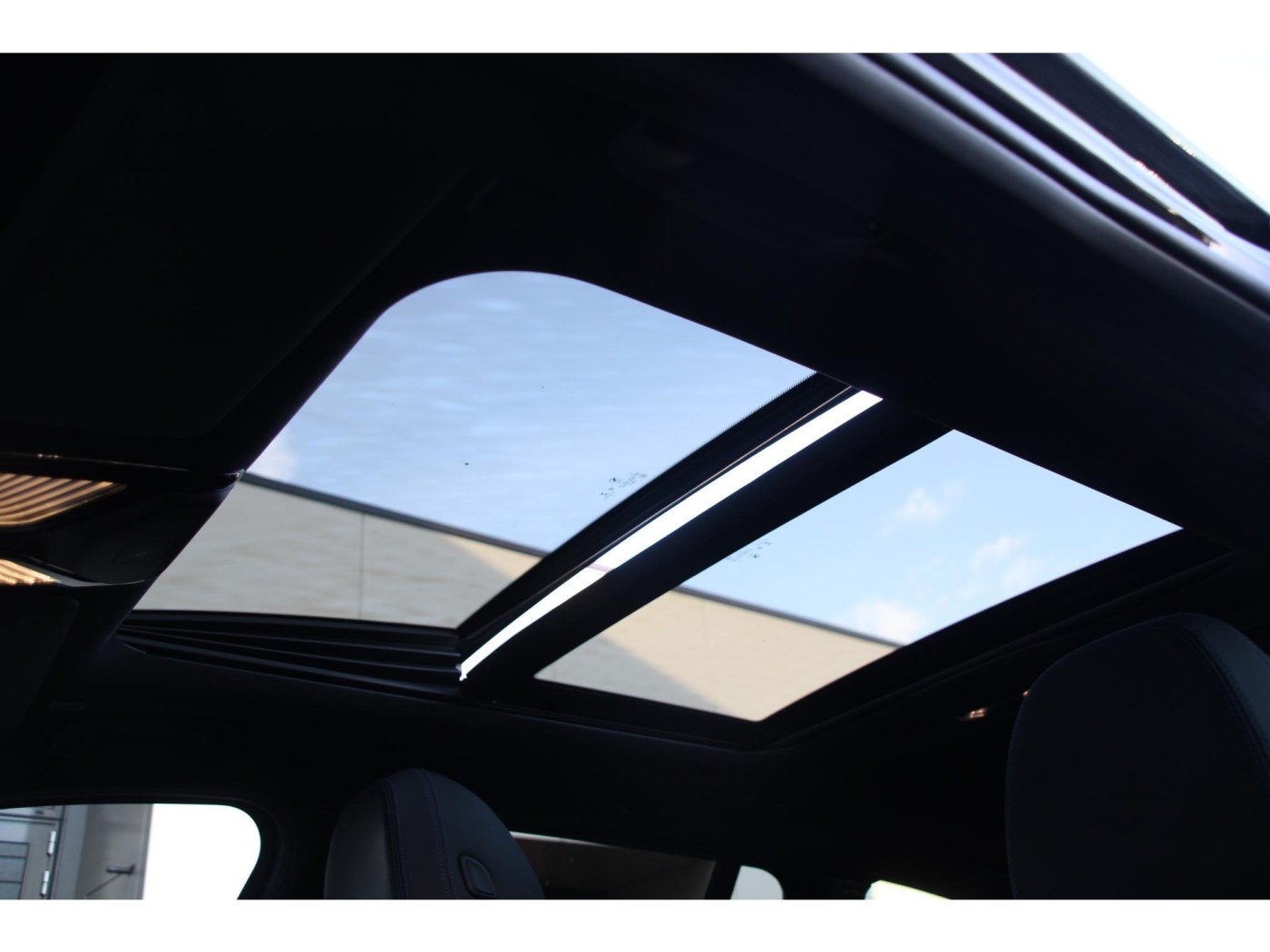 BMW 3-serie Touring 320i M-Sport | Panoramadak | HIFI | BTW-auto | — foto 7 van 39