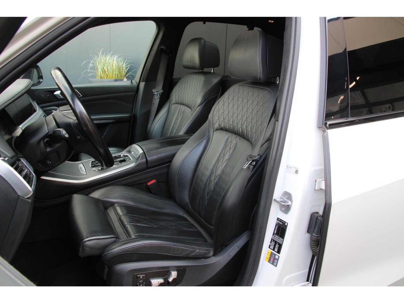 BMW X5 xDrive45e X-Line | Bowers&Wilkins | Individual | — foto 52 van 66