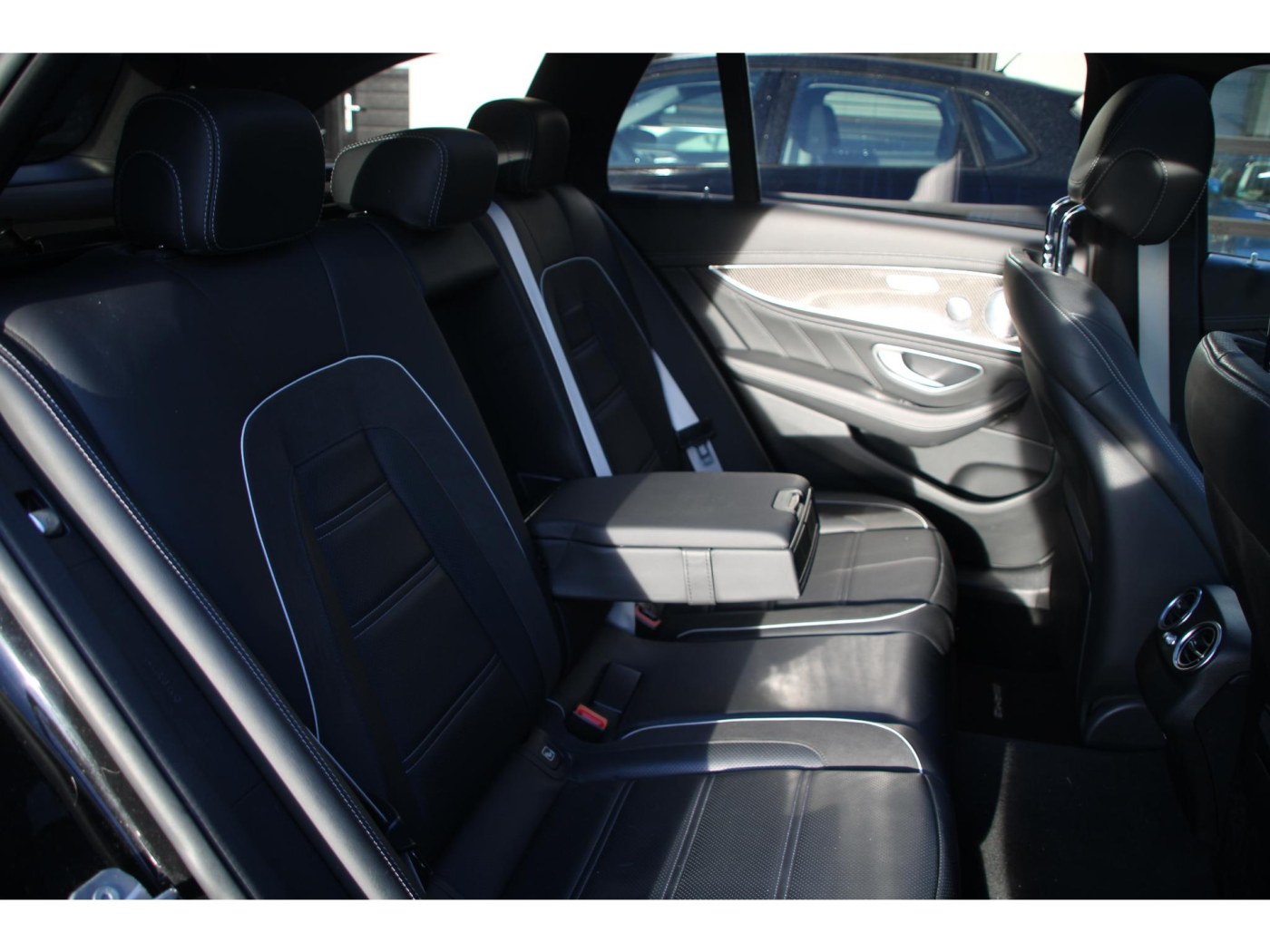 Mercedes-Benz E-klasse E63 AMG S Estate | 4MATIC+ | Keramisch | Burmester | — foto 24 van 41