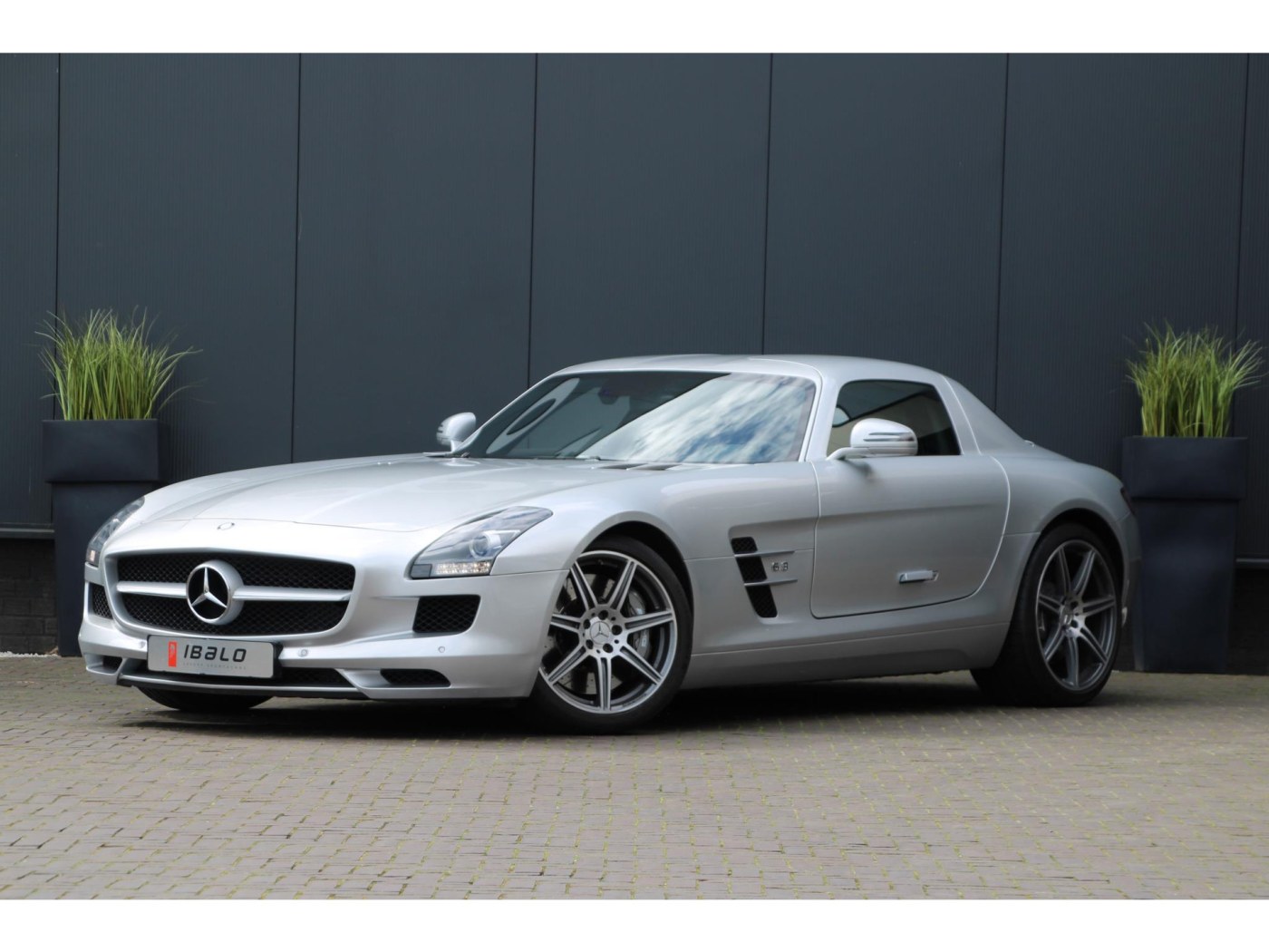 Mercedes-Benz SLS AMG Coupé — foto 6 van 47