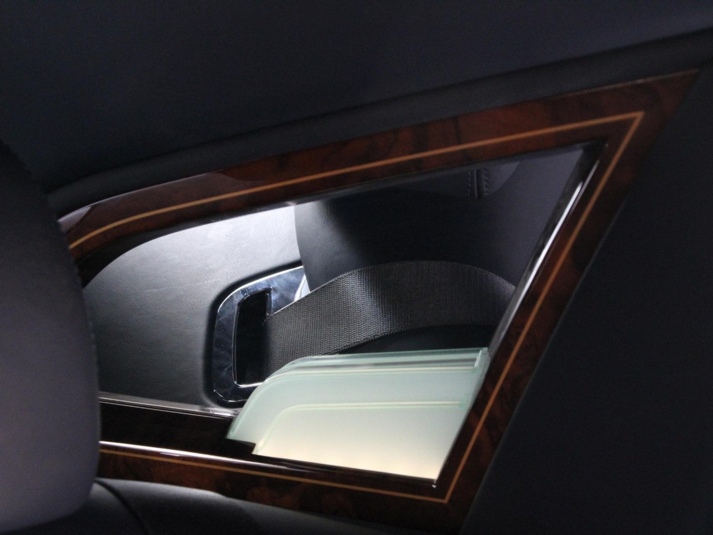 Rolls-Royce Phantom VII 6.75 EWB | Power Close Doors | — foto 78 van 102