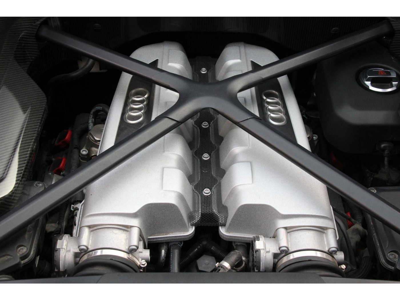 Audi R8 5.2 FSI quattro Plus | Dealer Onderh | B&O | Sportuitlaat | — foto 24 van 46