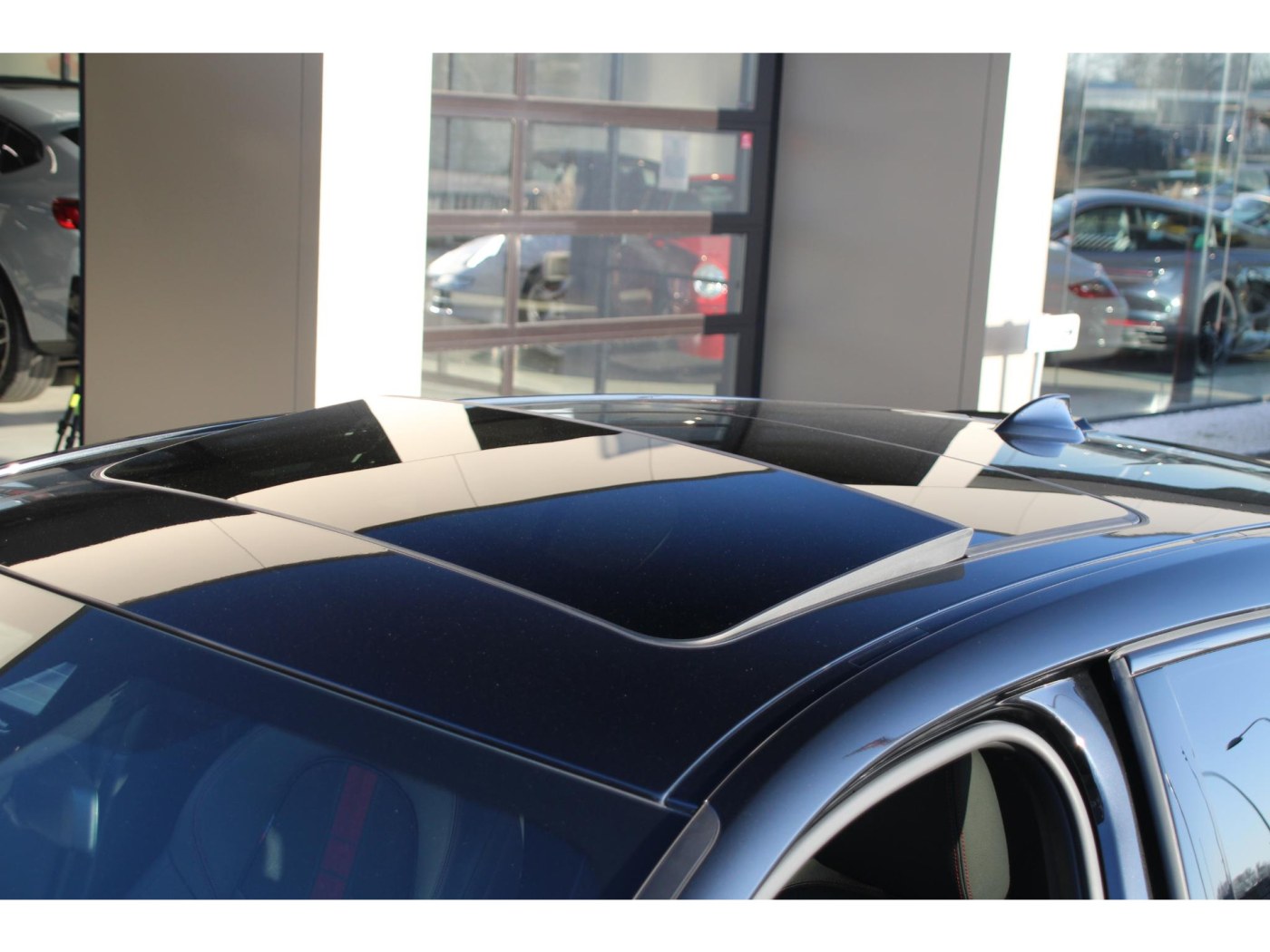 BMW 1-serie 128ti Executive Edition — foto 18 van 39
