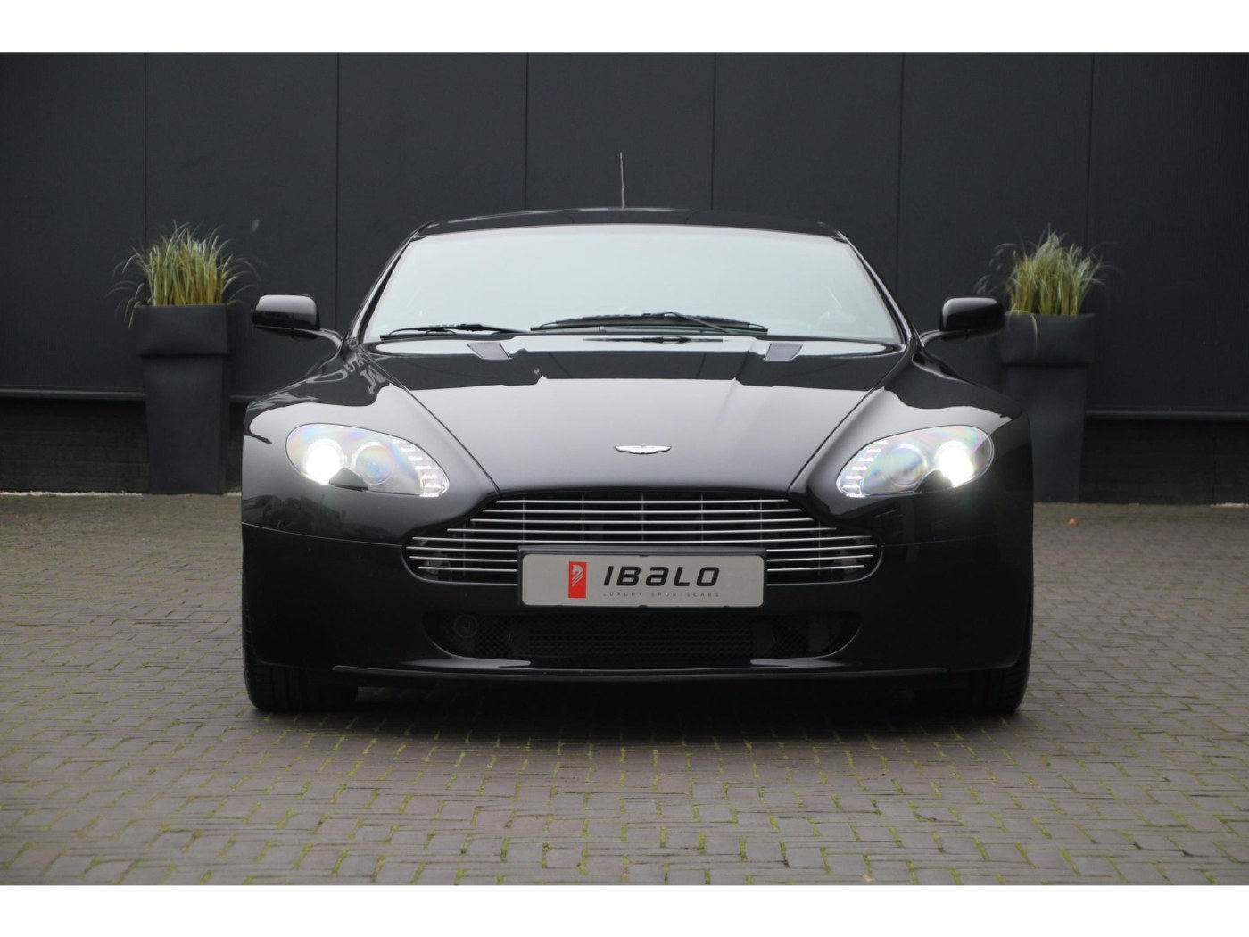 Aston Martin V8 Vantage V8 | NL-auto | Handbak 6 | 2e eigenaar | — foto 34 van 49
