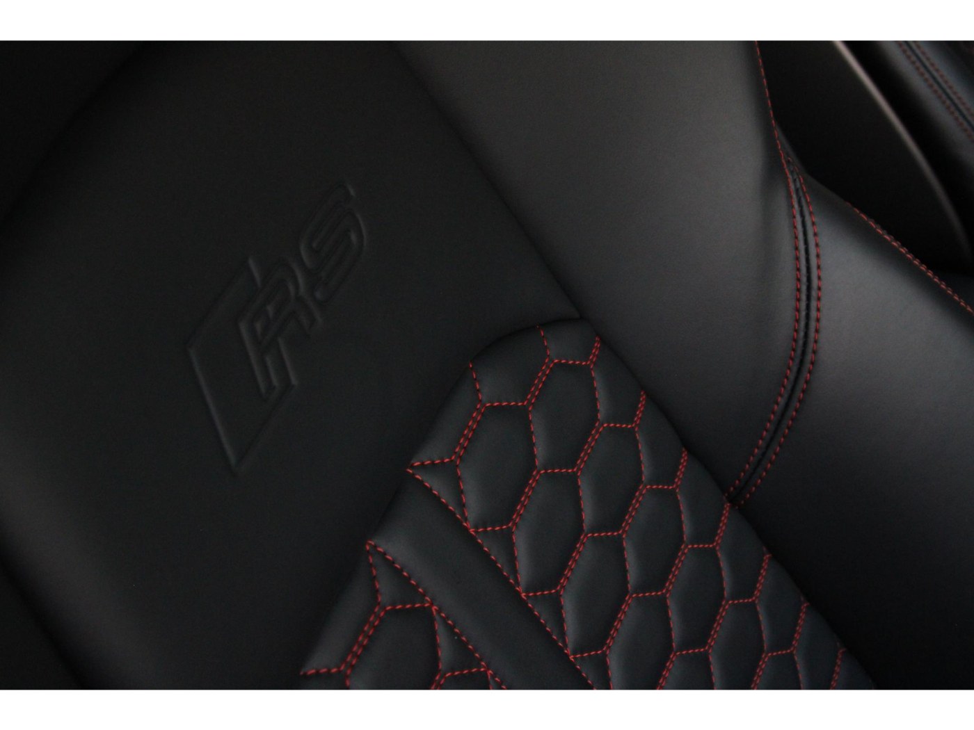 Audi RS4 Avant 2.9 TFSI quattro | Keramisch | HUD | B&O | Carbon | — foto 44 van 67