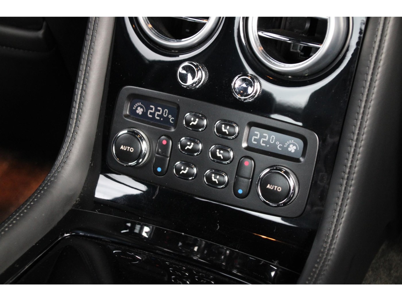 Bentley Continental Flying Spur W12 560pk | Youngtimer | BTW auto | Nieuwstaat | — foto 10 van 44