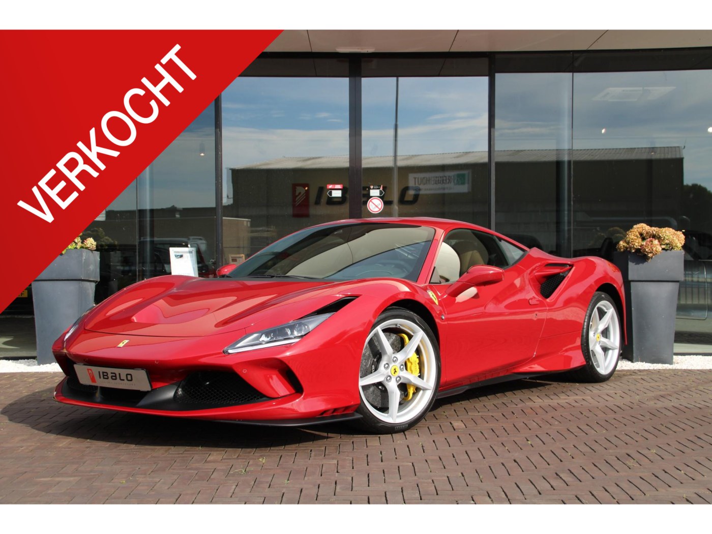 Ferrari F8 Tributo 3.9 V8 - Novitec exhaust - — foto 1 van 42