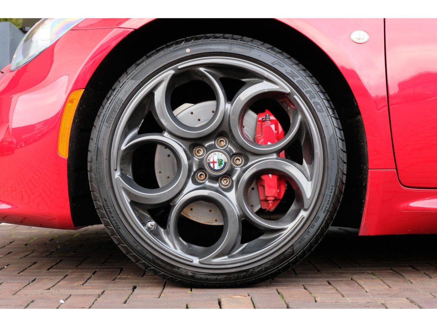 Alfa Romeo 4C Spider 1750TBI TCT - 240pk - Rosso Competizione - — foto 9 van 40