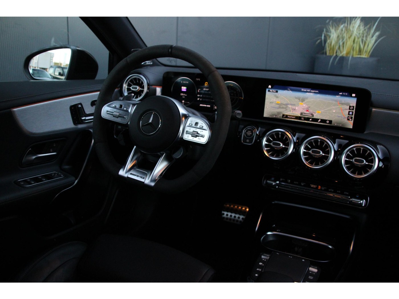 Mercedes-Benz A-klasse AMG 45 S 4MATIC+ | Performance Stoelen | NP € 100.012,- | — foto 22 van 23