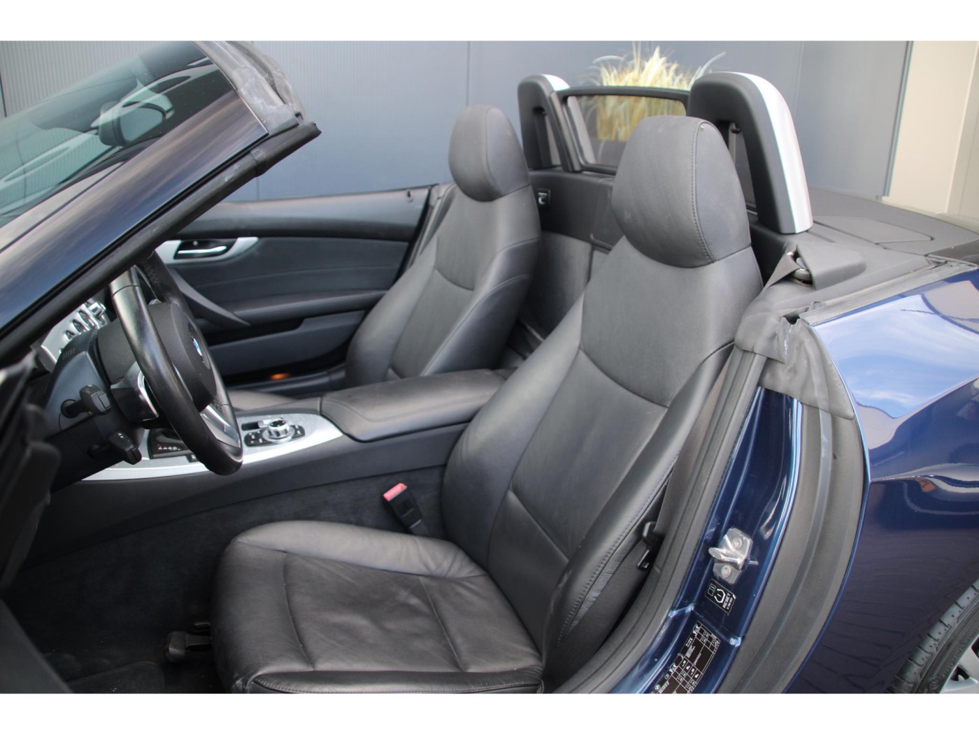 BMW Z4 Roadster sDrive23i | 6-cilinder 204pk | Youngtimer | Zeer luxe | — foto 4 van 35