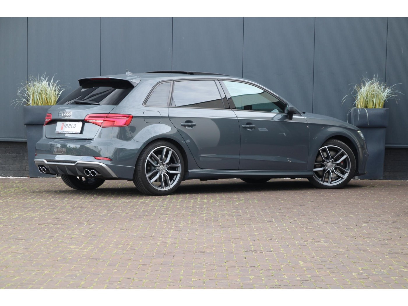 Audi S3 Sportback Quattro Pro Line Plus | B&O | Pano | Origineel | — foto 2 van 35