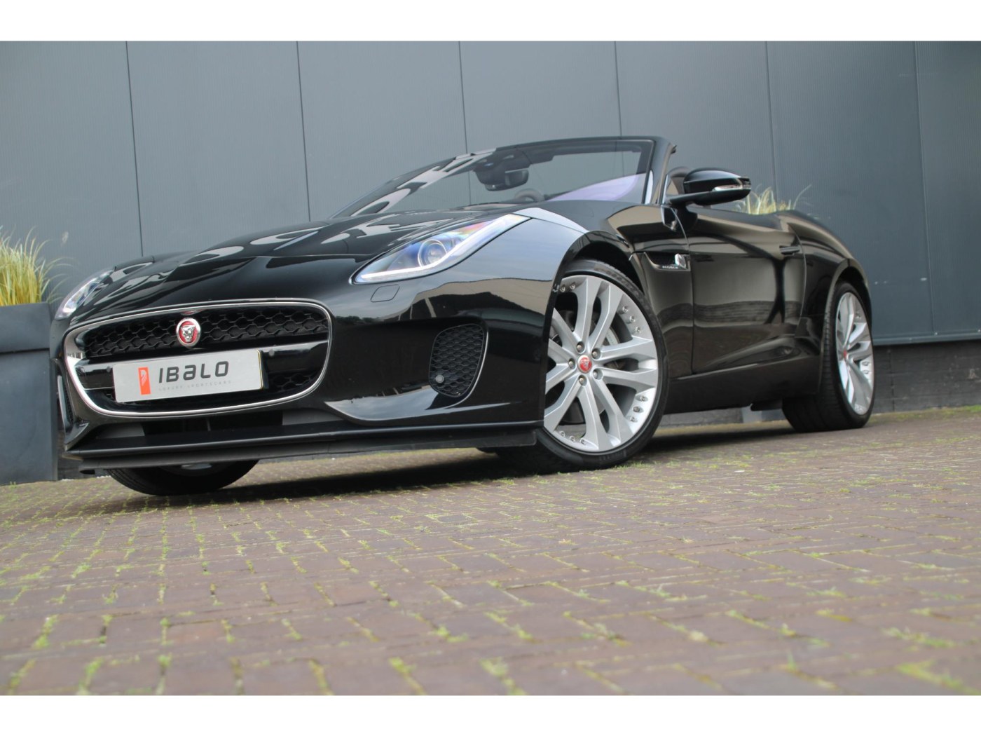 Jaguar F-Type P340 R-Dynamic | NL-auto | Drive pack | 20 inch | — foto 12 van 50