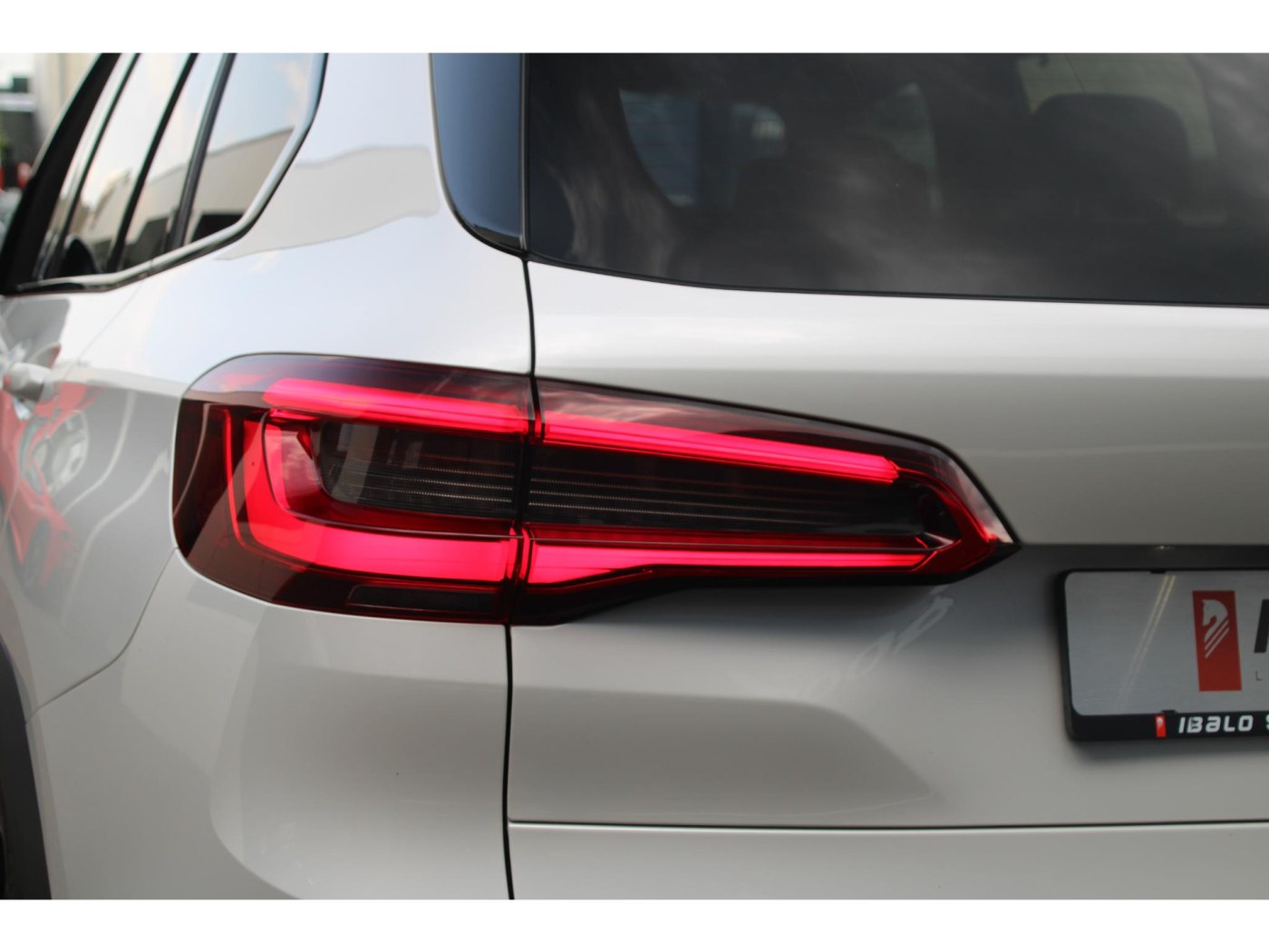 BMW X5 xDrive45e X-Line | Bowers&Wilkins | Individual | — foto 15 van 66