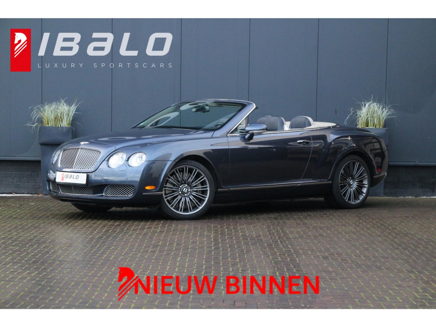 Bentley Continental GTC 6.0 W12 — foto 1 van 43