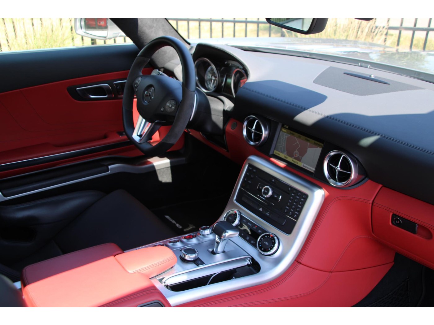 Mercedes-Benz SLS AMG Coupé | 571pk | Only 7.868km | AMG Seats | Alu Beam | — foto 28 van 56