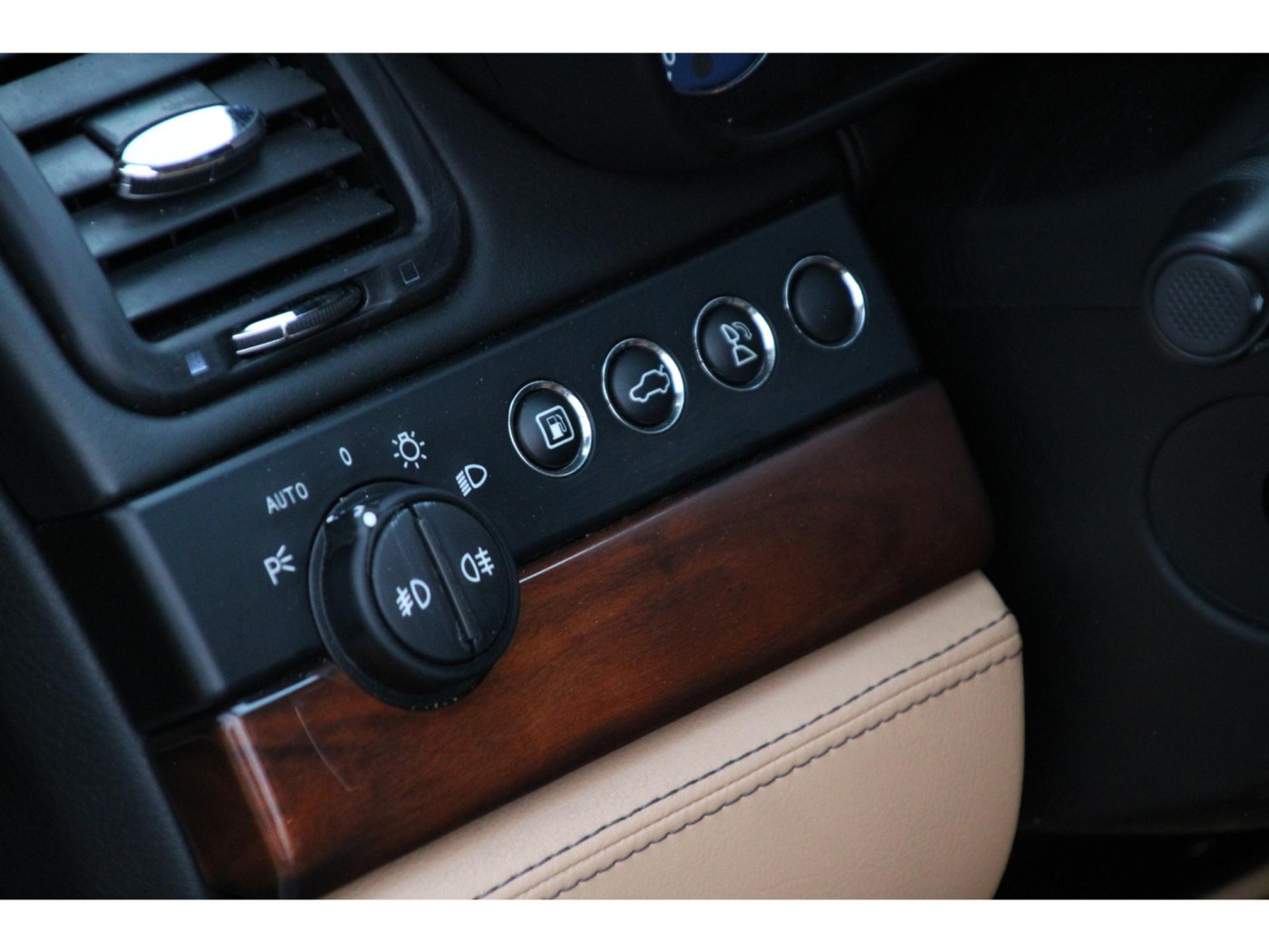 Maserati Quattroporte 4.2 Duo Select | Nieuwstaat | Historie | 400pk V8 | — foto 34 van 41